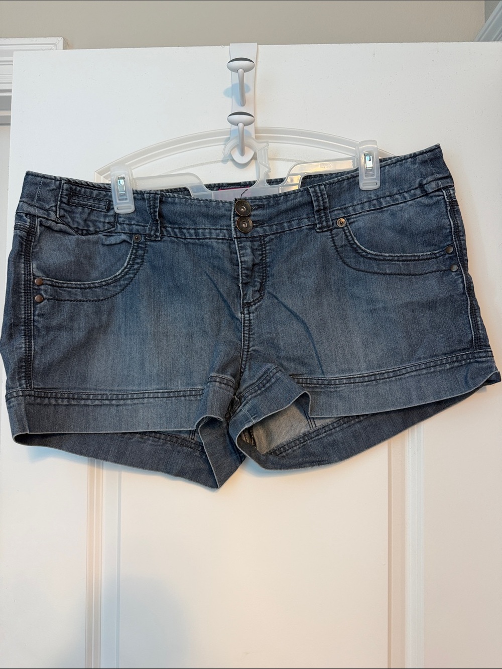 torrid dark blue denim jean shorts